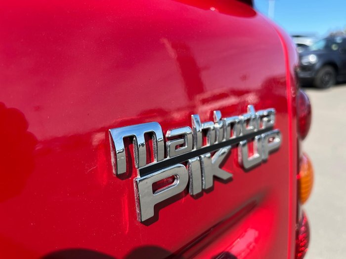 2023 Mahindra PIK-UP S11