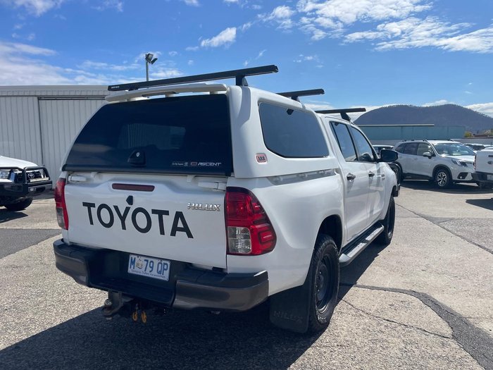 2018 Toyota Hilux SR