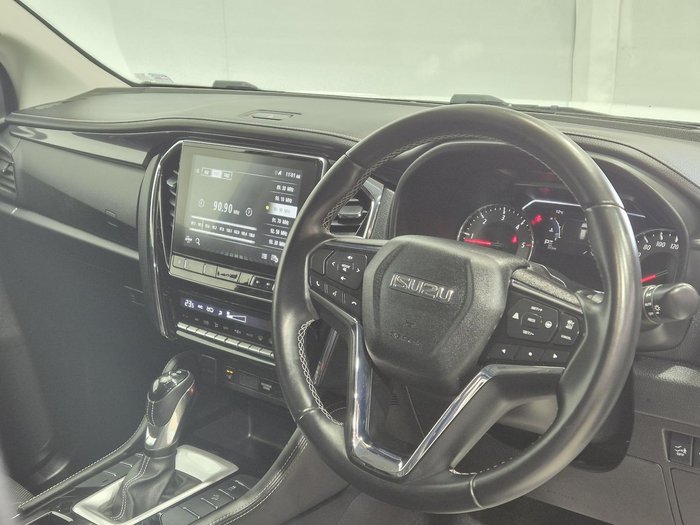2023 Isuzu MU-X LS-T MY23 4X4 Dual Range White
