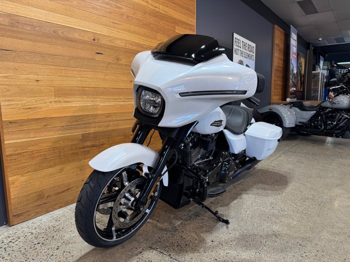 2025 Harley-davidson FLHX STREET GLIDE (117) WHITE ONYX PEARL
