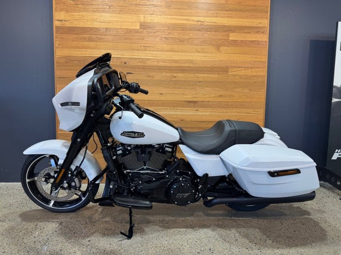 2025 Harley-davidson FLHX STREET GLIDE (117) WHITE ONYX PEARL