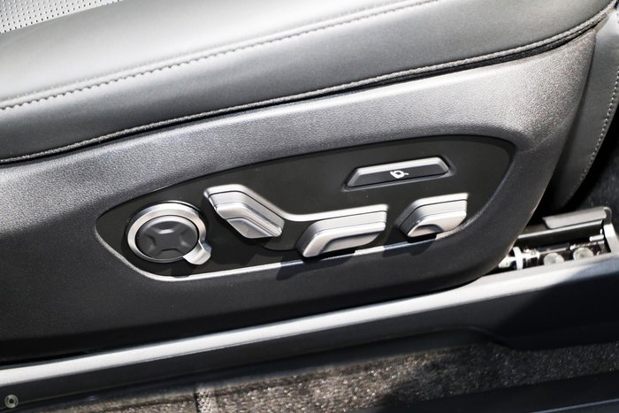 2025 Hyundai IONIQ 9 Calligraphy