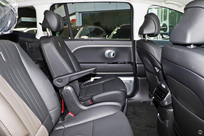 2025 Hyundai IONIQ 9 Calligraphy