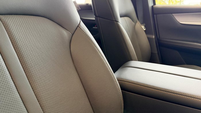 2024 Mazda CX-80 G40e GT