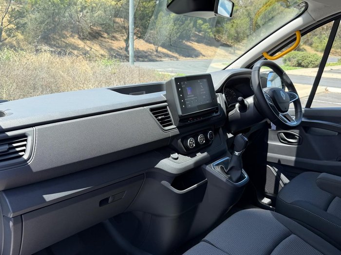 2025 Renault Trafic Pro