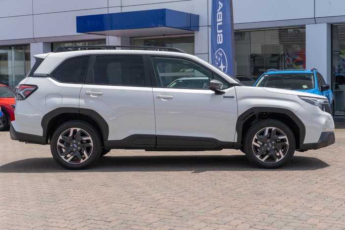 2025 Subaru Forester Hybrid S6 MY26 AWD Crystal White
