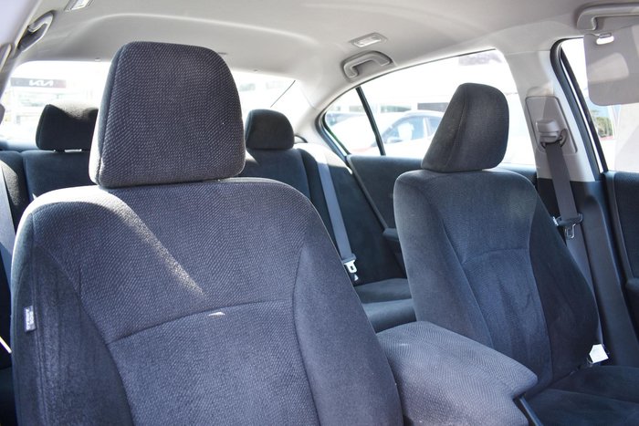 2015 Honda Accord VTi-S 9th Gen MY15 White Orchid