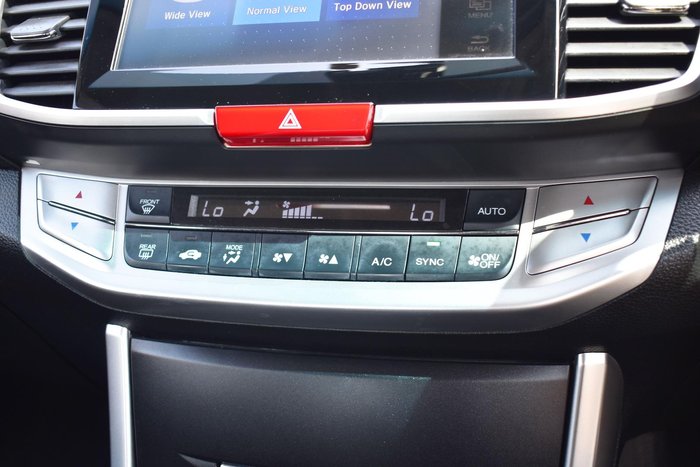 2015 Honda Accord VTi-S 9th Gen MY15 White Orchid