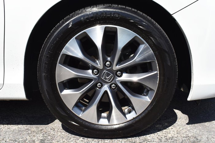 2015 Honda Accord VTi-S 9th Gen MY15 White Orchid