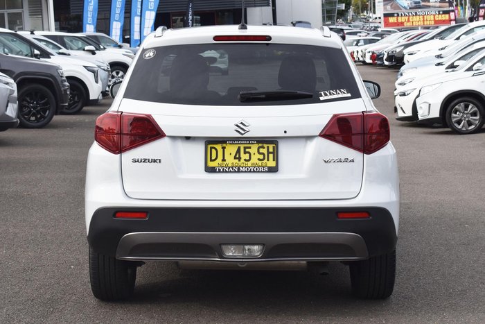 2023 Suzuki Vitara LY Series II Cool White