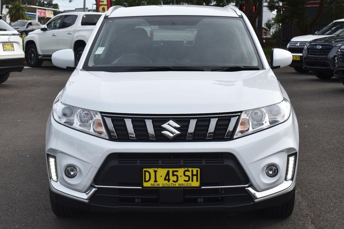 2023 Suzuki Vitara LY Series II Cool White