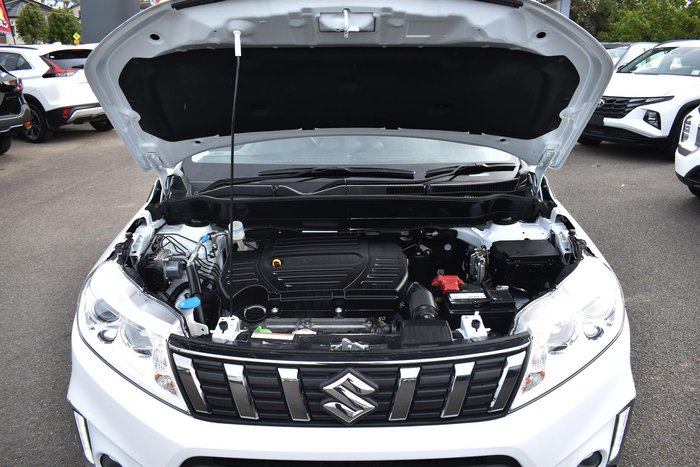 2023 Suzuki Vitara LY Series II Cool White