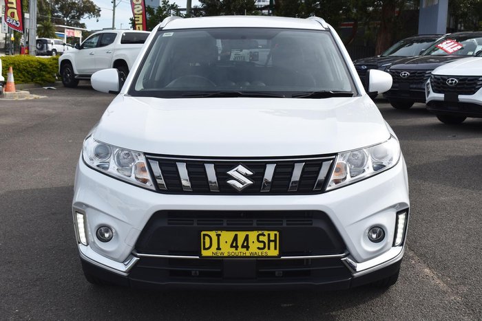 2023 Suzuki Vitara LY Series II Cool White