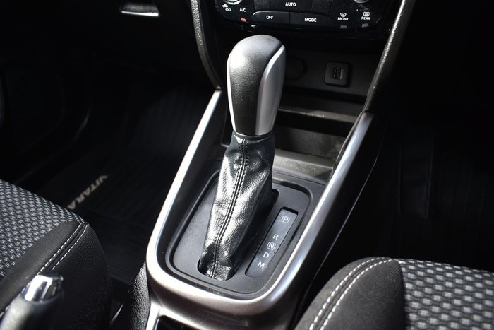 2023 Suzuki Vitara LY Series II Cool White