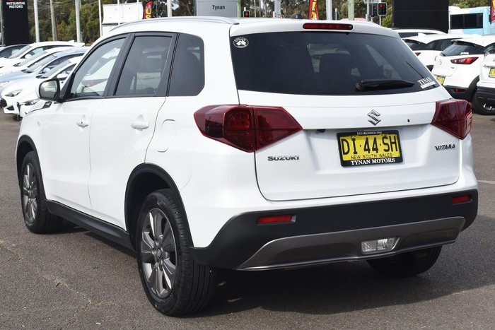 2023 Suzuki Vitara LY Series II Cool White