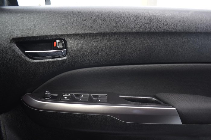 2023 Suzuki Vitara LY Series II Cool White