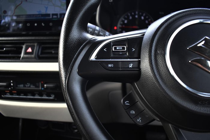 2024 Suzuki Swift Hybrid UZ Pure White