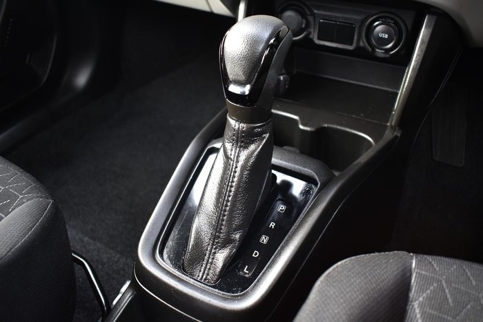 2024 Suzuki Swift Hybrid UZ Pure White