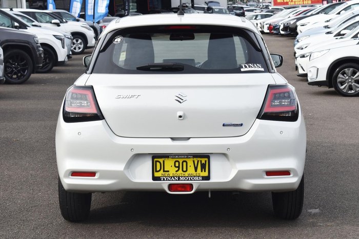 2024 Suzuki Swift Hybrid UZ Pure White