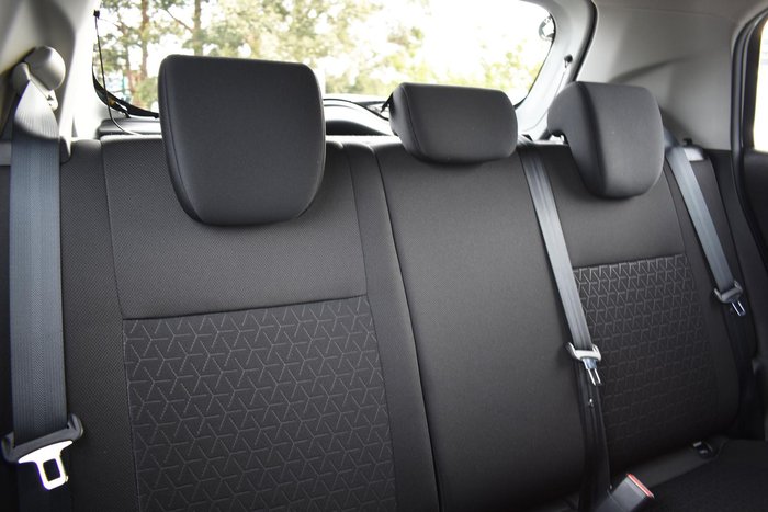 2024 Suzuki Swift Hybrid UZ Pure White