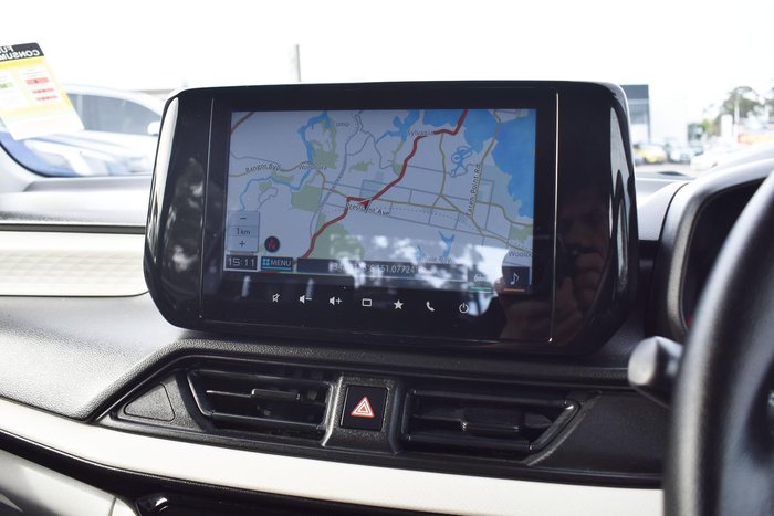 2024 Suzuki Swift Hybrid UZ Pure White