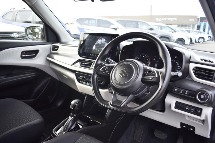 2024 Suzuki Swift Hybrid UZ Pure White