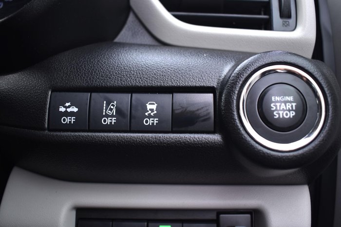 2024 Suzuki Swift Hybrid UZ Pure White