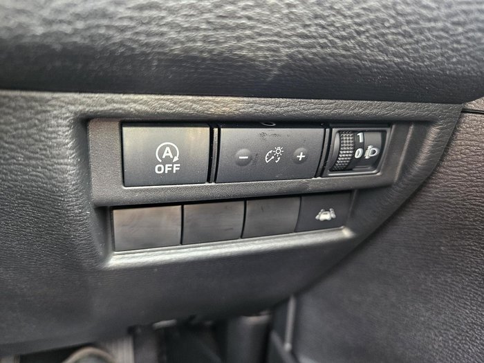 2025 Mitsubishi Triton GLX-R