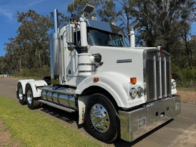 2010 Kenworth T408 Sar Day Cab, Cummins Isx 525Hp, 0Kms On Rebuild, 18Sp