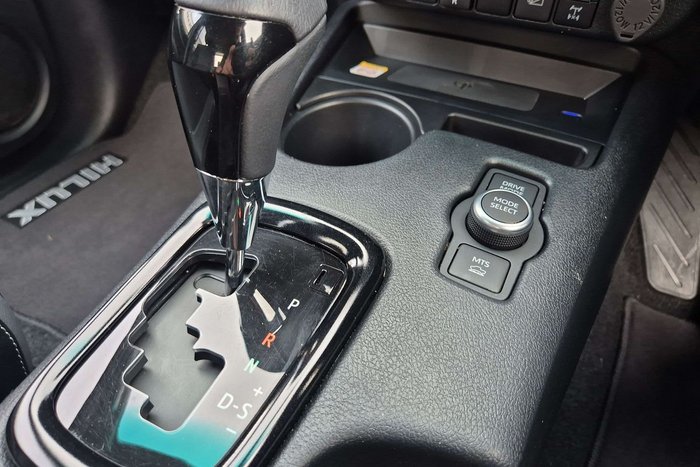 2024 Toyota Hilux Rogue 48V