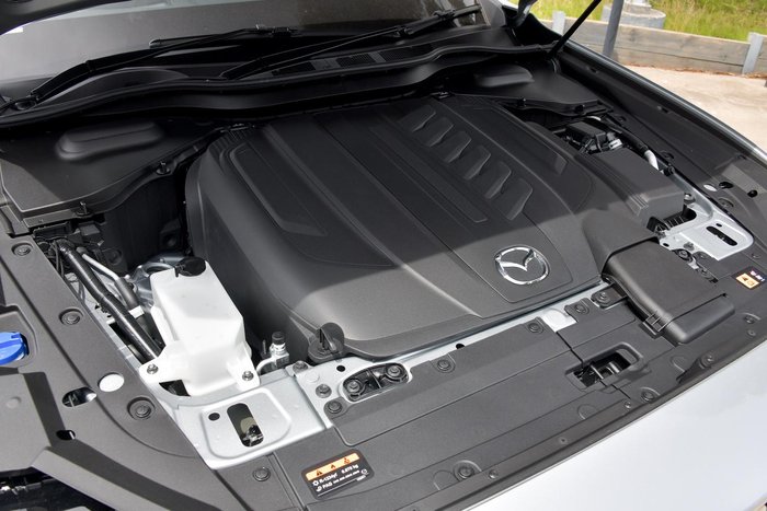 2025 Mazda CX-60 G40e GT