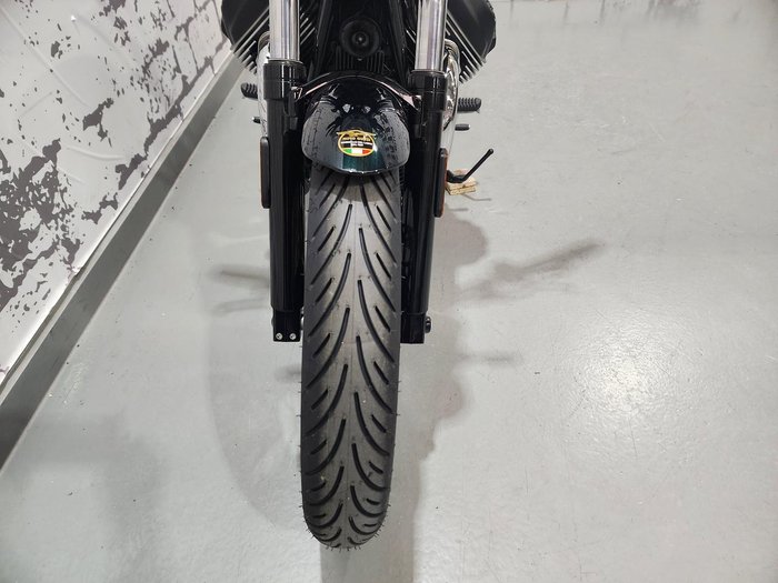 2025 Moto Guzzi V7 Special Special Green