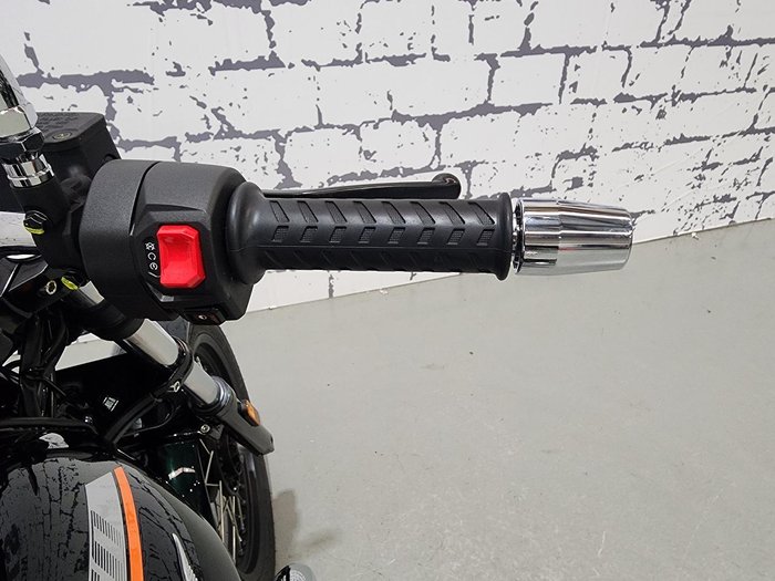 2025 Moto Guzzi V7 Special Special Green