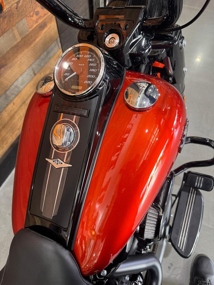 2025 Harley-Davidson Road King Special 114 (FLHRXS) Touring Black