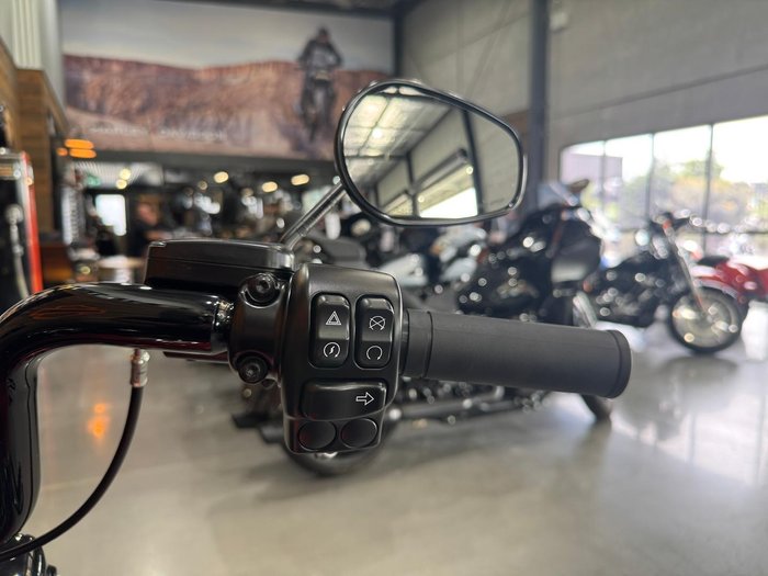 2025 Harley-Davidson Road King Special 114 (FLHRXS) Touring Black