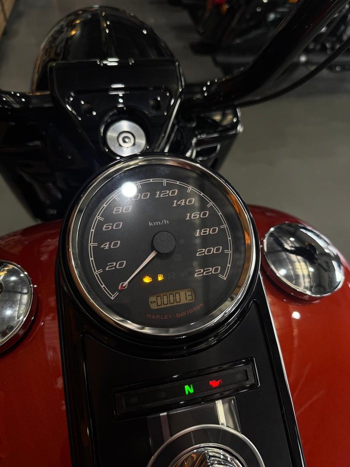 2025 Harley-Davidson Road King Special 114 (FLHRXS) Touring Black