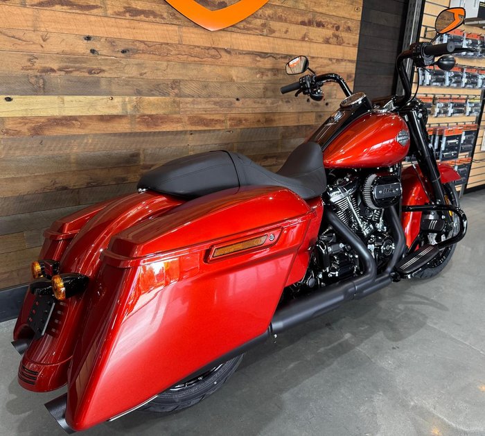2025 Harley-Davidson Road King Special 114 (FLHRXS) Touring Black