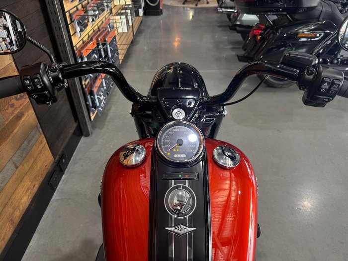 2025 Harley-Davidson Road King Special 114 (FLHRXS) Touring Black