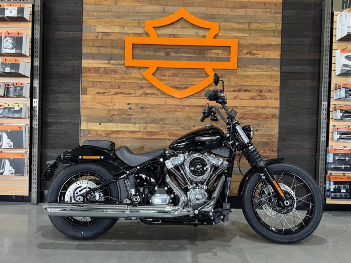 2025 Harley-Davidson Street Bob 117 (FXBB) Softail Black