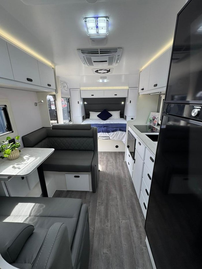 2025 JB Caravans Gator X 17'10 Front Door
