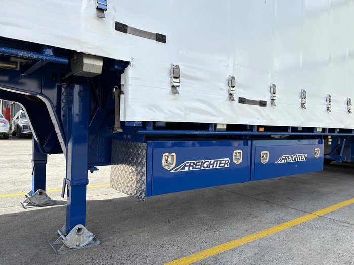 2015 Maxitrans St3 Od 24 Pallet Drop Deck Curtain Sider