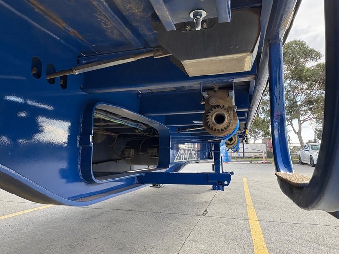 2015 Maxitrans St3 Od 24 Pallet Drop Deck Curtain Sider