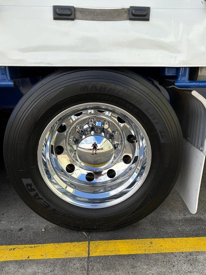 2015 Maxitrans St3 Od 24 Pallet Drop Deck Curtain Sider