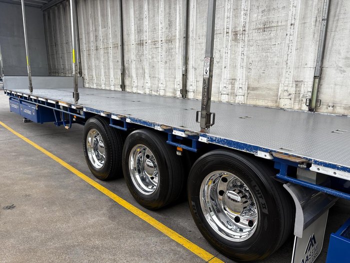 2015 Maxitrans St3 Od 24 Pallet Drop Deck Curtain Sider