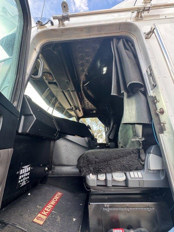 2019 Kenworth K200 Big Cab Prime Mover