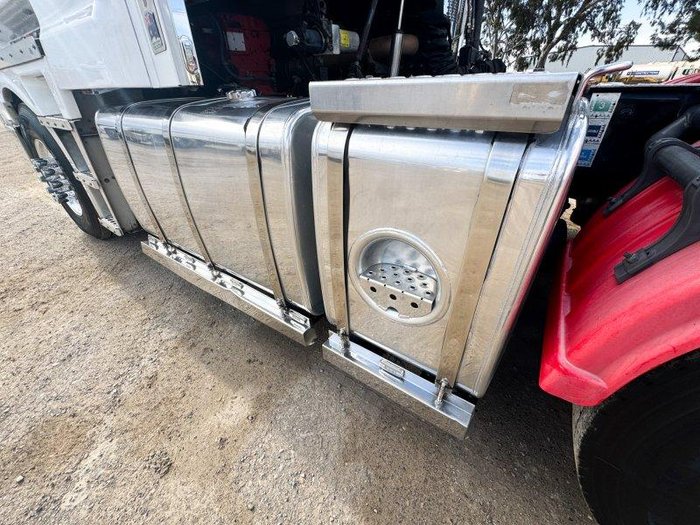 2019 Kenworth K200 Big Cab Prime Mover