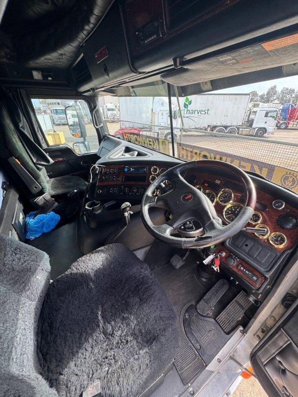 2019 Kenworth K200 Big Cab Prime Mover