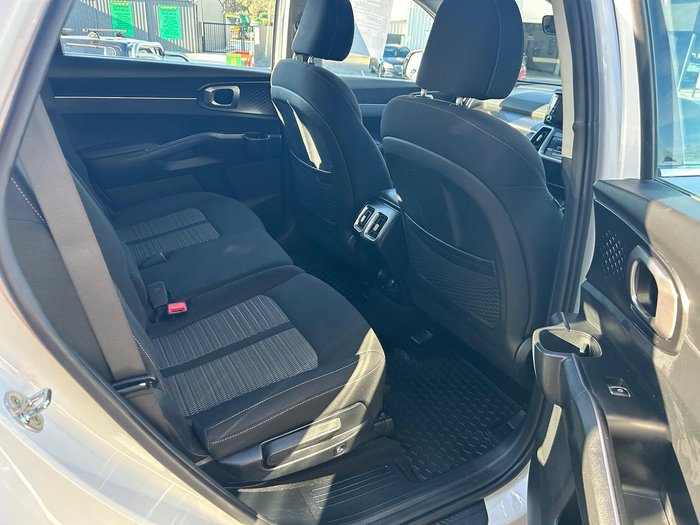 2022 Kia Sorento Sport