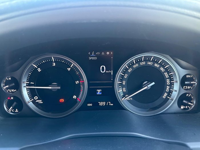 2020 Toyota Landcruiser GXL VDJ200R 4X4 Dual Range White