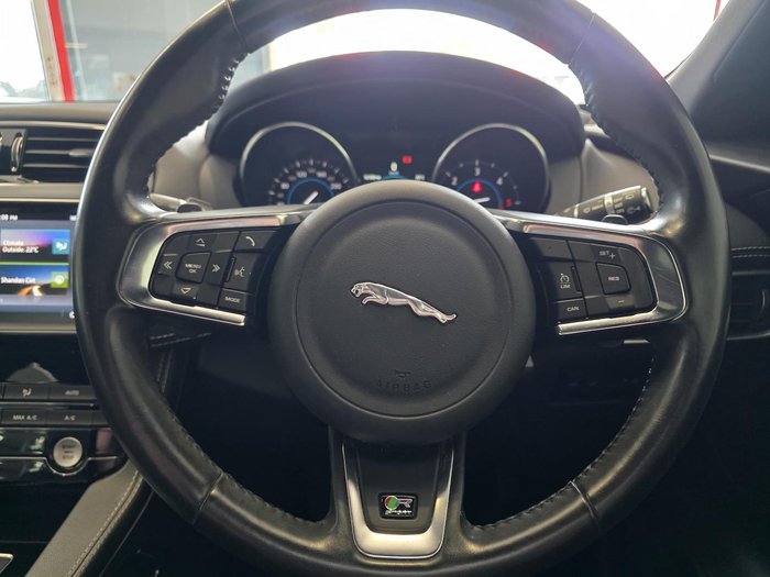 2016 Jaguar F-PACE 20d R-Sport